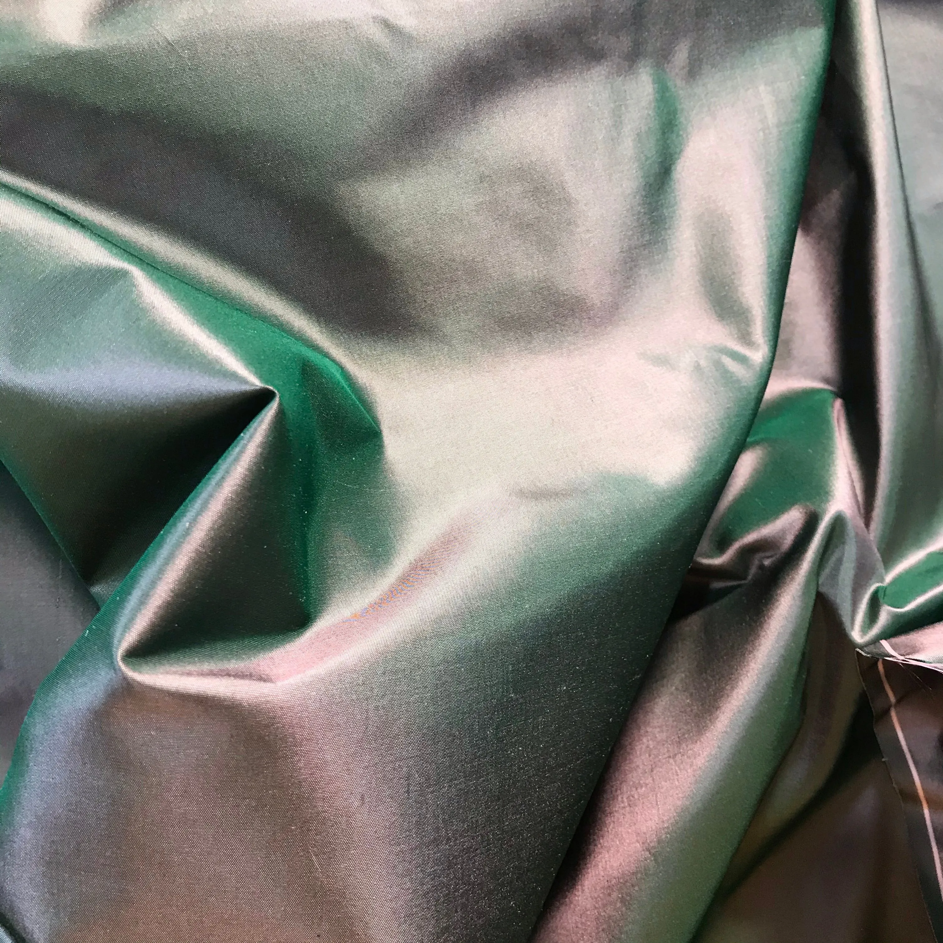 NEW Lady Lisa Designer 100% Silk Taffeta - Solid Green with Pink Iridescence